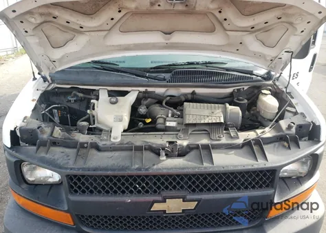 2015 Chevrolet Express G2500 z USA, uszkodzony, nr VIN 1GCWGFCF9F1272929